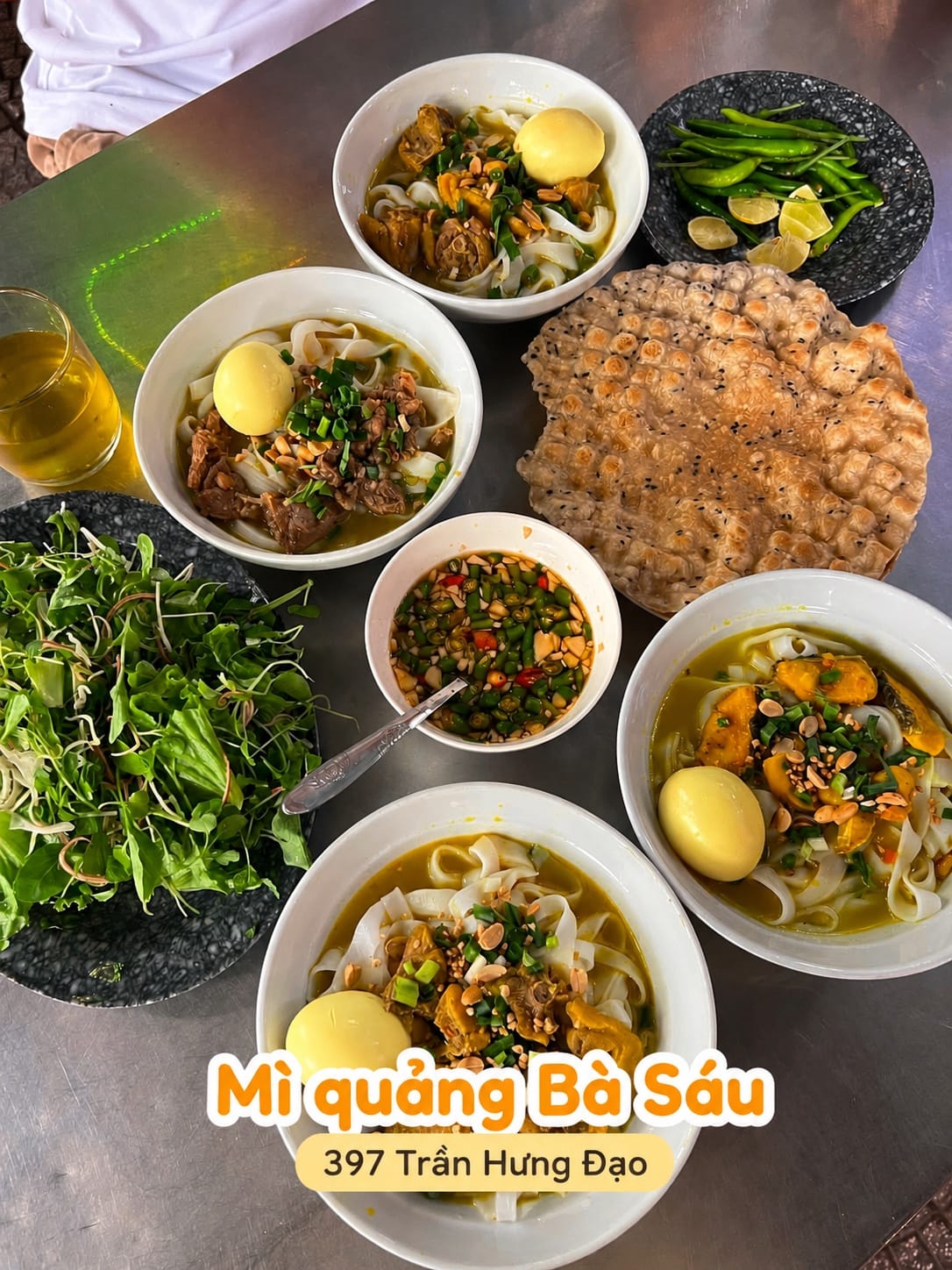 Mì Quảng Bà Sáu (Mỳ Quảng Cô Sáu) at 397 Trần Hưng Đạo, Da Nang